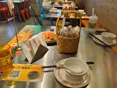 -小小集渔·泰式大排档(太古里香槟店)