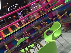 -酷跳蹦床主题公园(万胜广场店)