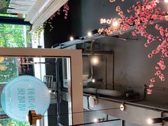 -南海底小海鲜·湘菜(鲁巷吴家湾店)