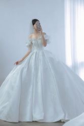 -Lady  Jane高端婚纱礼服馆