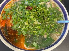 -云阿蛮云南生烫牛肉米线(奉贤路店)