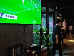 -麦凯伦烧烤·精酿超级工厂店(金桥总店)