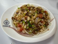 儿童面-歹歹的加个面过油肉拌面(贵州路店)