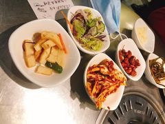 -韩聚屋韩国烤肉餐厅(新北万达店)