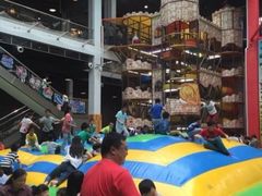 -蒙特利亲子乐园