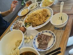 -夏雪花·手工拉面(南油店)