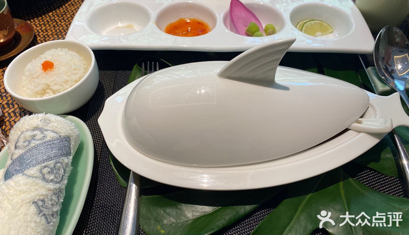 喝喝茶 聊聊天 养养生 🍵