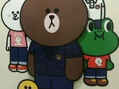 -LINE FRIENDS Garosu-gil Flagship Store