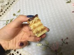 -哈氏上海哈尔滨食品厂(汇联商厦天钥桥路店)