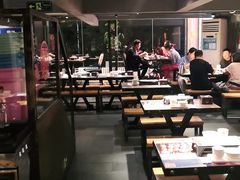大堂-管氏翅吧(广渠门店)