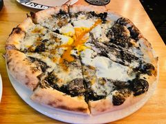 黑松露披萨-IL TEATRO 精品意大利餐厅