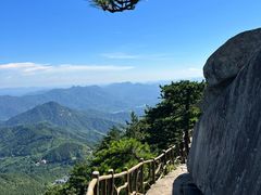-罗田薄刀峰风景区