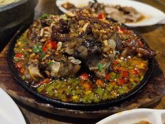 猪蹄-老鼎万春卤菜(五代传承创始老店)