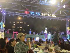 -渔家火锅·海鲜自助餐·演艺(亚龙湾天域酒店)