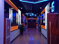 -大地院线珠江摩尔店(CL全景超级影院)