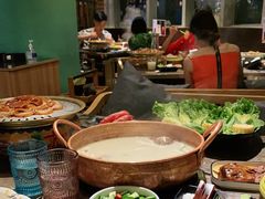 -三人行骨头王火锅(长寿店)