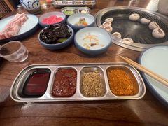 -明洞阿姨·韩式酱蟹烤肉·创意料理(三元桥店)