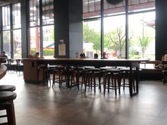 -星巴克(西安曲江银泰店)