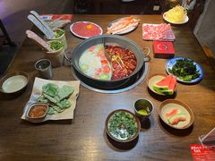 -萍姐火锅·公路夜市(武汉首店)
