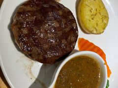 -斗牛士牛排餐厅(嘉里汇店)