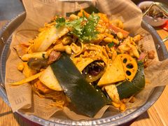-红渡小香·牛肉麻辣香锅(车站南路店)