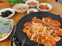混合辣炒黑猪肉-城山辣炒黑猪肉