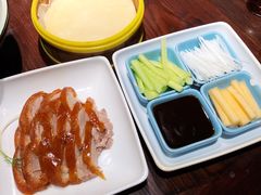 -韵秋荷(宝山龙湖天街店)