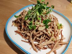 -山城外·非遗酸菜鱼(新都汇融店)