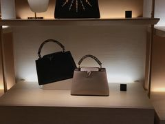 -文艺复兴百货(米兰大教堂广场店)