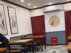 大堂-门框胡同百年卤煮(新街口店)