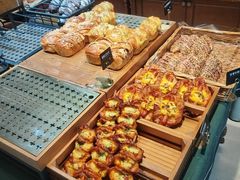 -红跑车蛋糕世界(网巾市店)