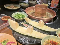 -菌自由丨野生菌火锅特色庭院餐厅(丽江古城店)