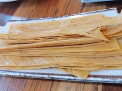 -毛辣果·贵州红酸汤牛肉火锅(西单店)