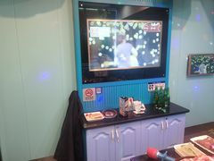 -唯爱KTV聚会餐厅(仙林东城汇店)