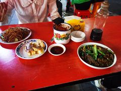 -北门严记小吃(九华中路店)