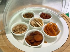 -亚洲国际大酒店·云顶阁旋转自助餐厅