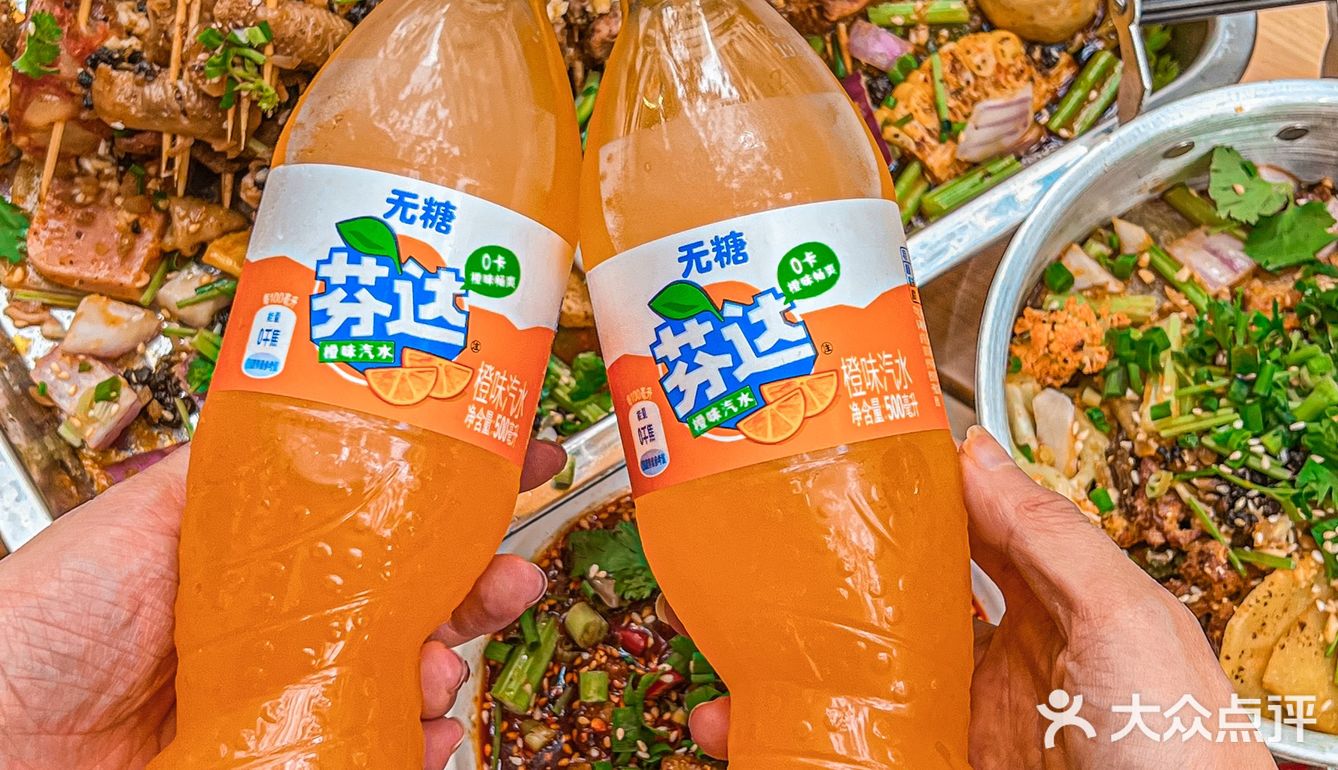 太像小时候老小区才能吃到的油卤串串