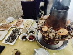 -鑫渔港海鲜本地菜·山海关浑锅(东戴河店)