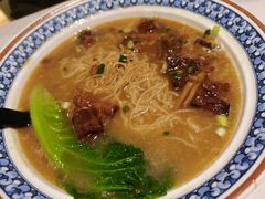 牛腩面-潮點烧腊茶餐厅(大学城店)