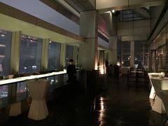 -OZONE 顶楼酒吧(香港丽思卡尔顿酒店)