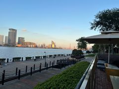 -蟹家大院 · 独揽江景(滨江店)