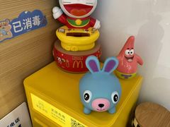 -瑞尔齿科(南京东路名人诊所)