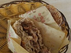 -洪峰浩老北京烧饼夹肉(角门路店)