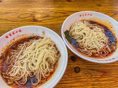 -八一路好吃街(雨田商务大厦店)