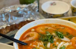 Tom Yum Noodle Soup