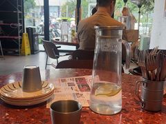 -必胜客(大宁路店)