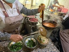-正宗杨记普洱酸醋米线(总店)