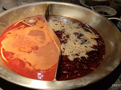 -小龙坎火锅(湖滨银泰in77店)