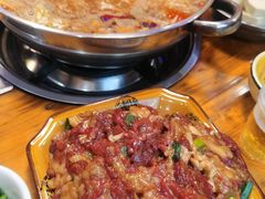 -黄利砖万峰林布依特色酸笋牛肉馆