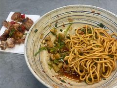 -梅溪·小伙子干挑面(安吉总店)